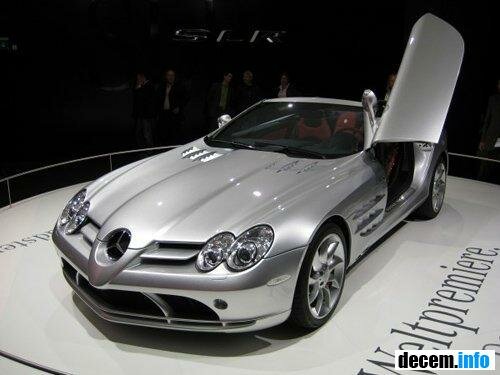 автомобиль Mercedes Benz SLR McLaren Roadster