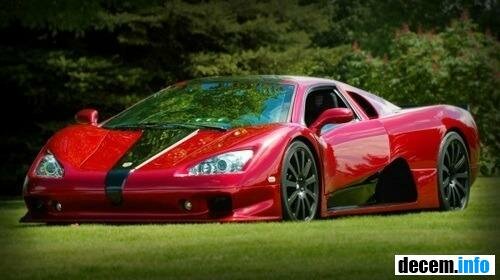 автомобиль SSC Ultimate Aero